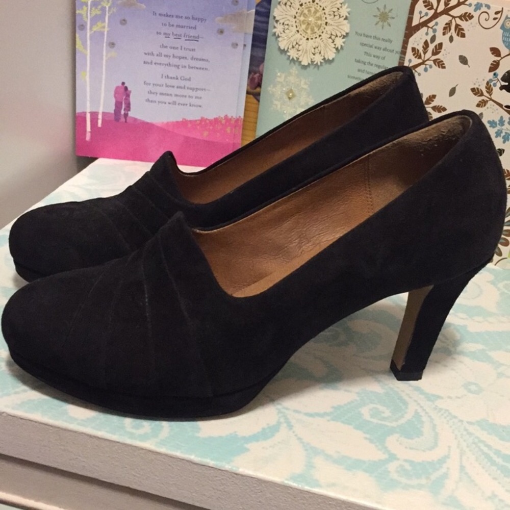 Clark’s Artisan Suede Heels